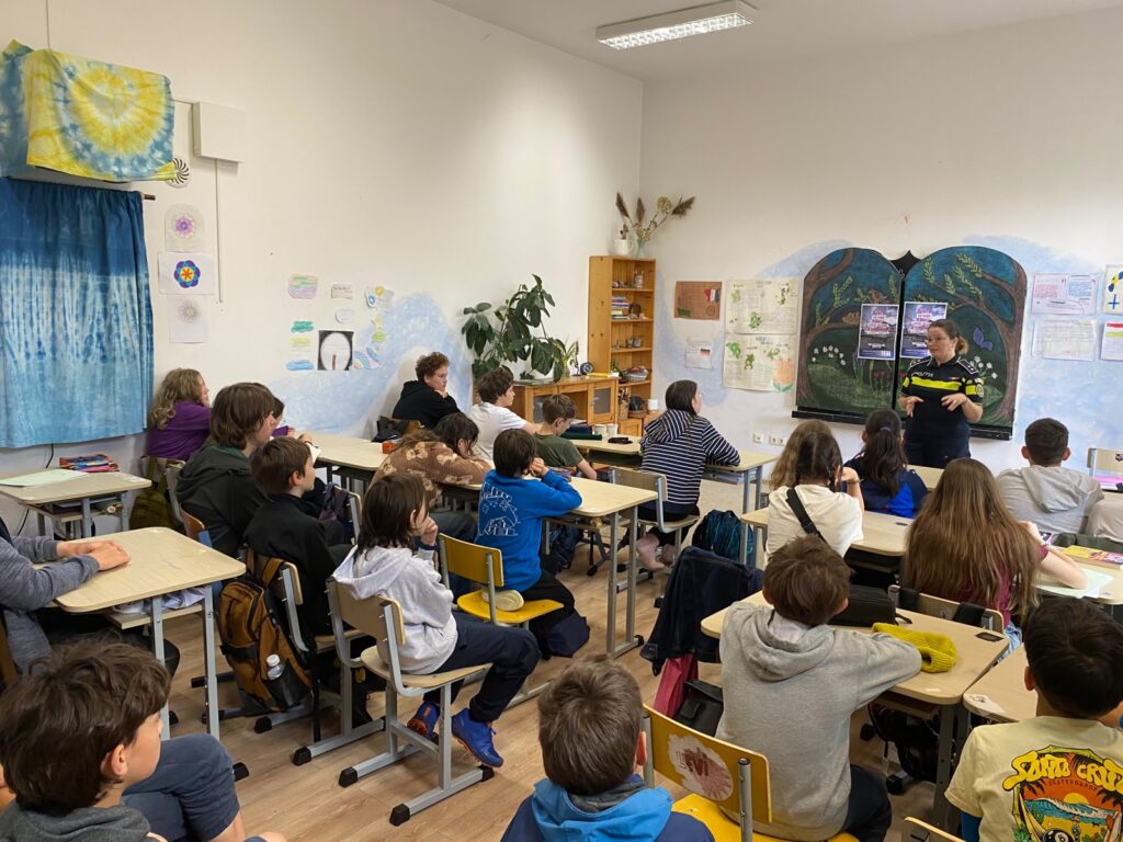 Acțiune comună a polițiștilor și jandarmilor pentru siguranța elevilor din Miercurea-Ciuc